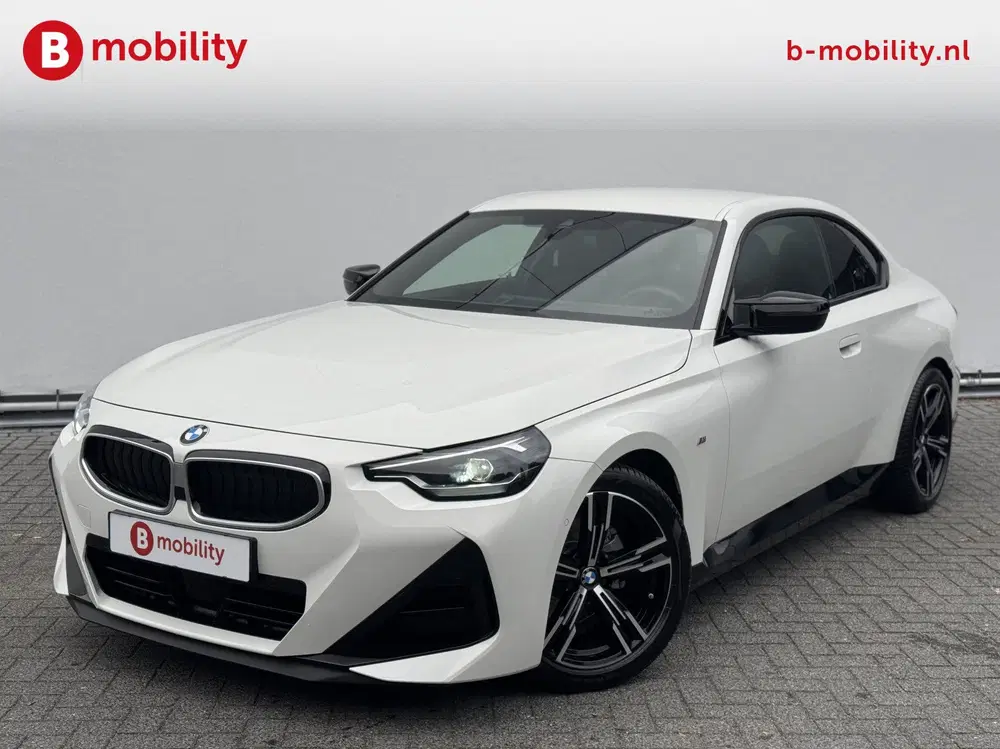 BMW 2-serie 2 Serie Coupé 220i High Executive M-Sport uit 2025