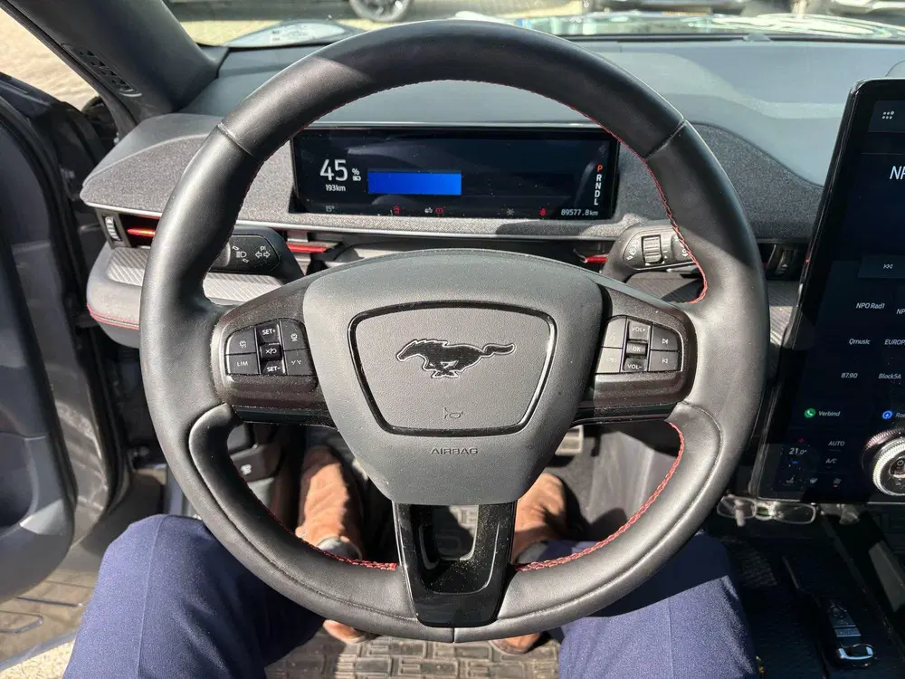 Ford Mustang Mach-E Extended AWD 98 kWh uit 2021, foto 10