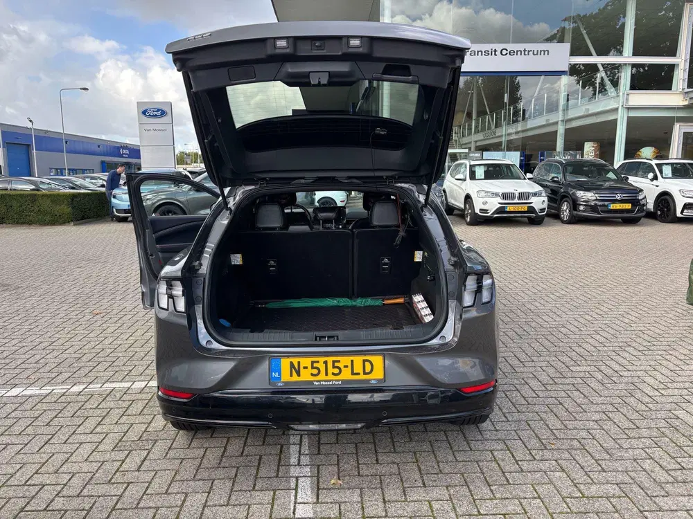 Ford Mustang Mach-E Extended AWD 98 kWh uit 2021, foto 11