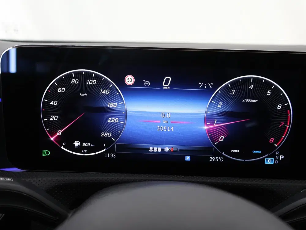 Mercedes-Benz A-Klasse 180 Star Edition AMG Line uit 2025, foto 12