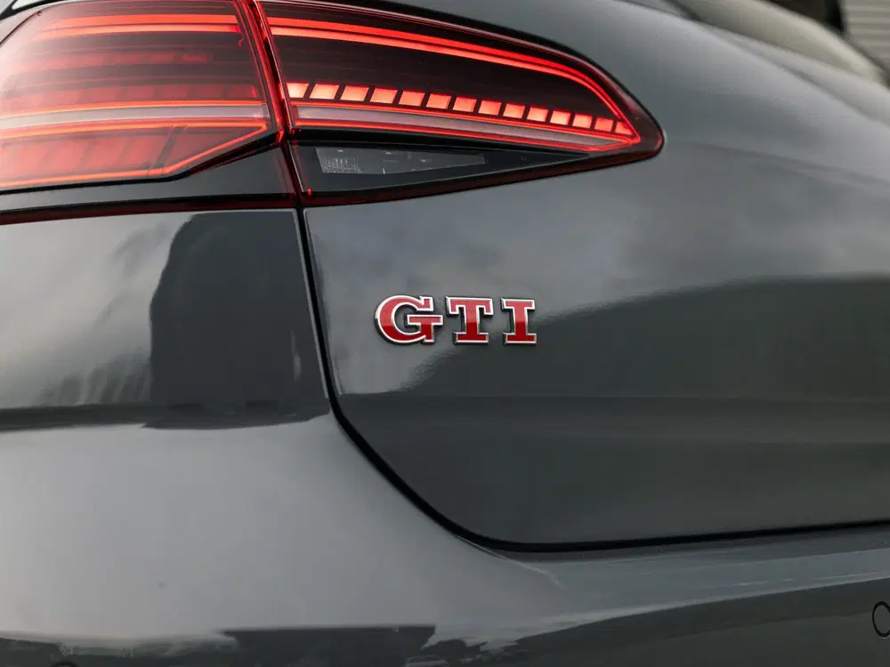 Volkswagen Golf 2.0 TSI GTI TCR Pano DCC Navi Camera Keyle uit 2019, foto 12