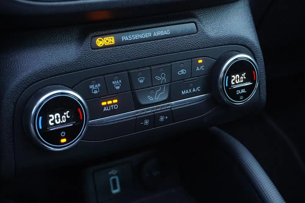 Ford Focus 1.5 EcoBoost Active X Business NIEUWE APK uit 2021, foto 11