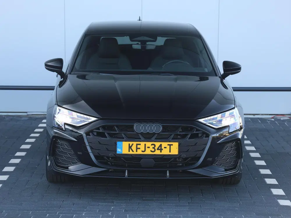 Audi A3 45 TFSI e S edition Competition uit 2026, foto 4