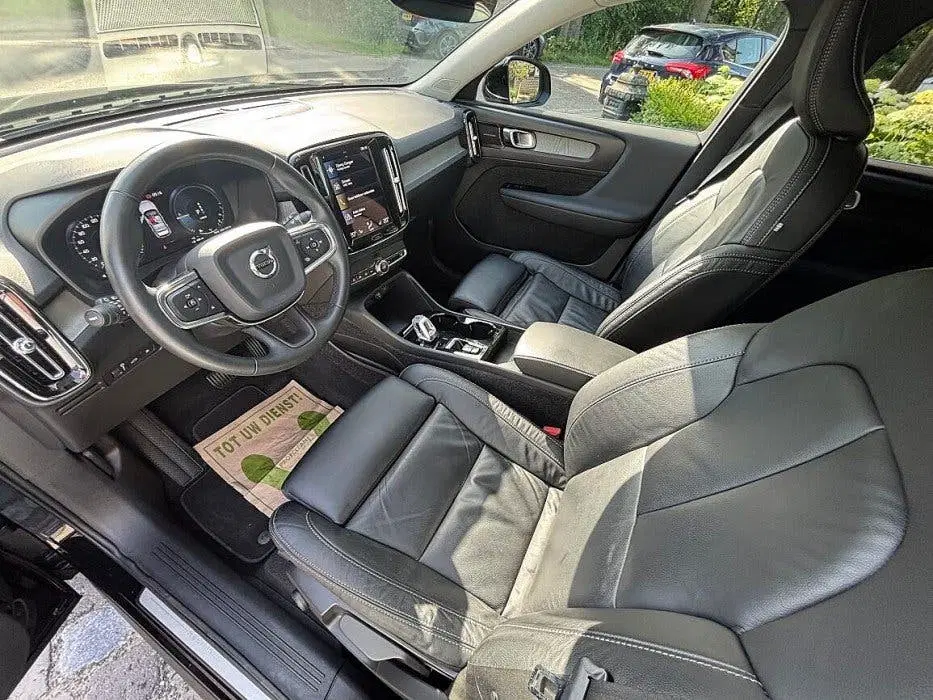 Volvo XC40 1.5 T4 Recharge Inscription Ecc uit 2022, foto 2