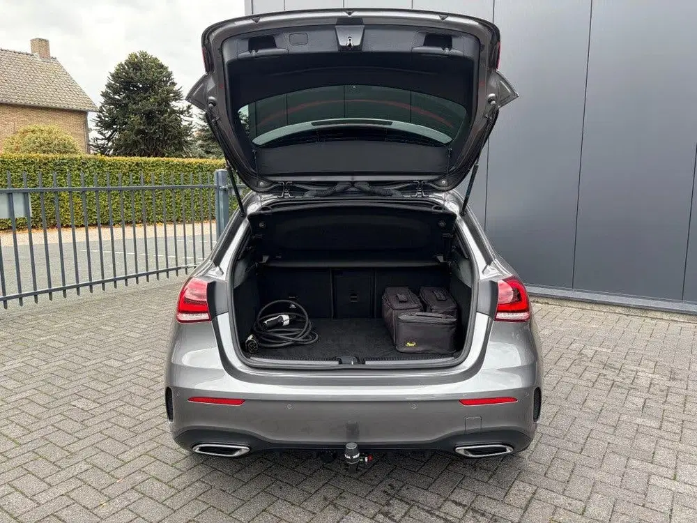 Mercedes-Benz A-Klasse A 250e AMG Night Pano Sfeerlicht Lede uit 2021, foto 14