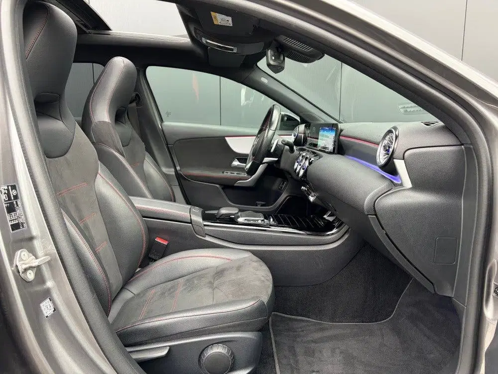 Mercedes-Benz A-Klasse A 250e AMG Night Pano Sfeerlicht Lede uit 2021, foto 3
