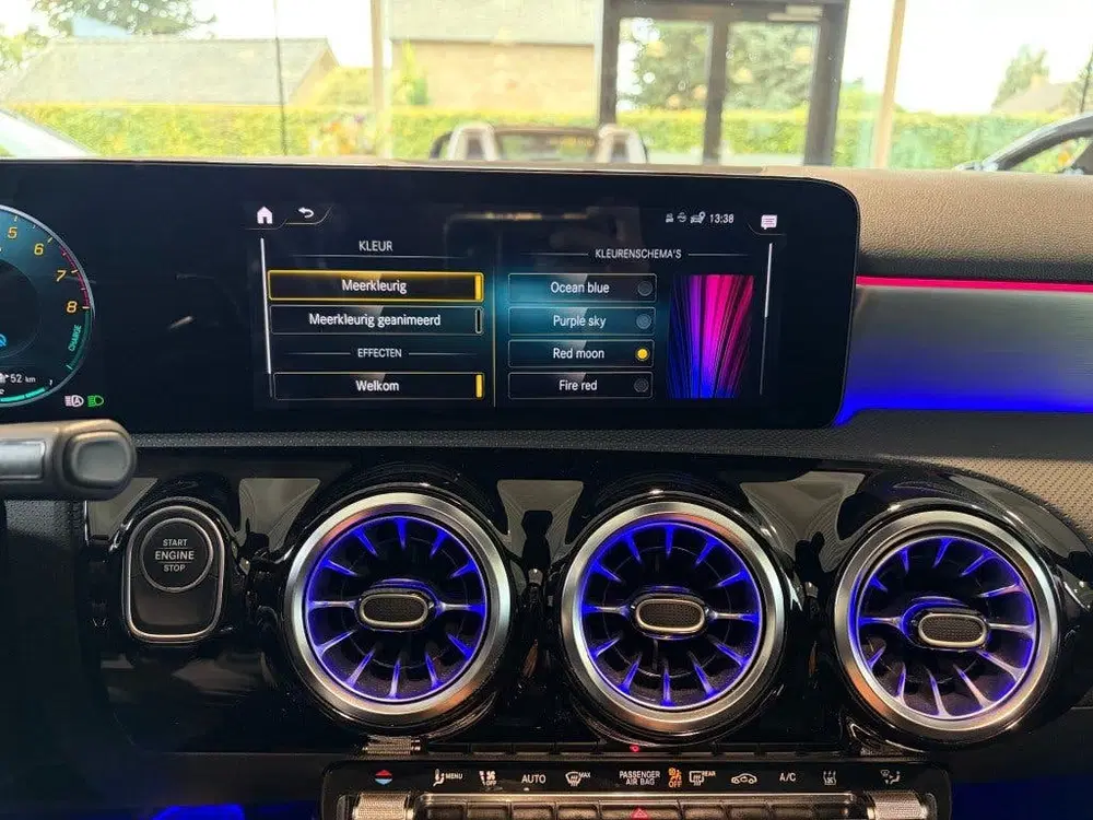 Mercedes-Benz A-Klasse A 250e AMG Night Pano Sfeerlicht Lede uit 2021, foto 8