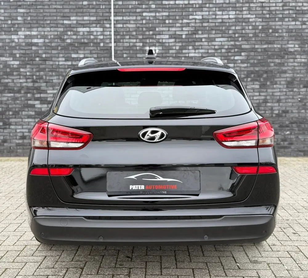 Hyundai i30 1.4 T-GDI Premium Automaat uit 2019, foto 11