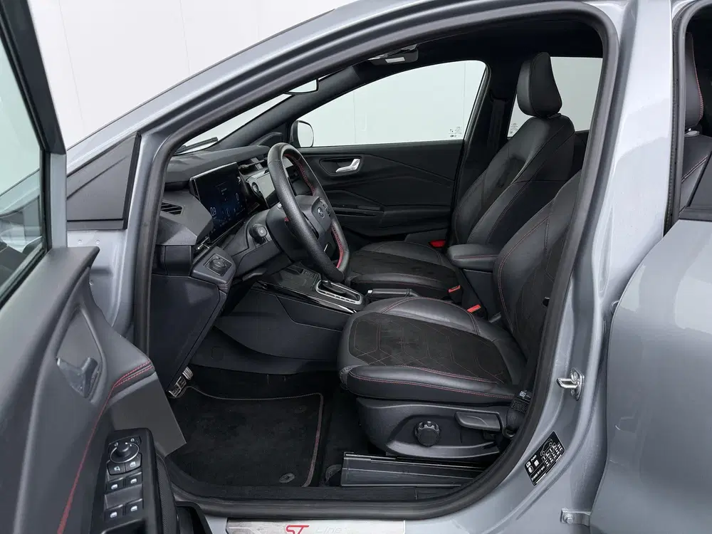 Ford Puma EcoBoost Hybrid 155pk ST-Line X uit 2025, foto 12