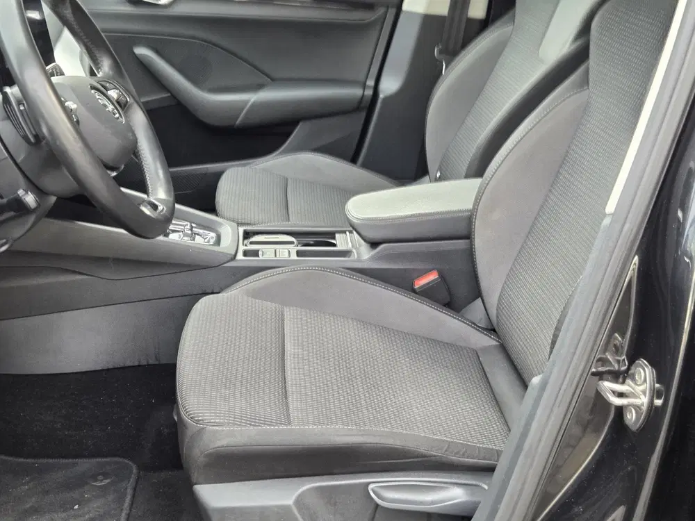Skoda Octavia 1.4 TSI iV PHEV Business Edition Plus Tr uit 2022, foto 6
