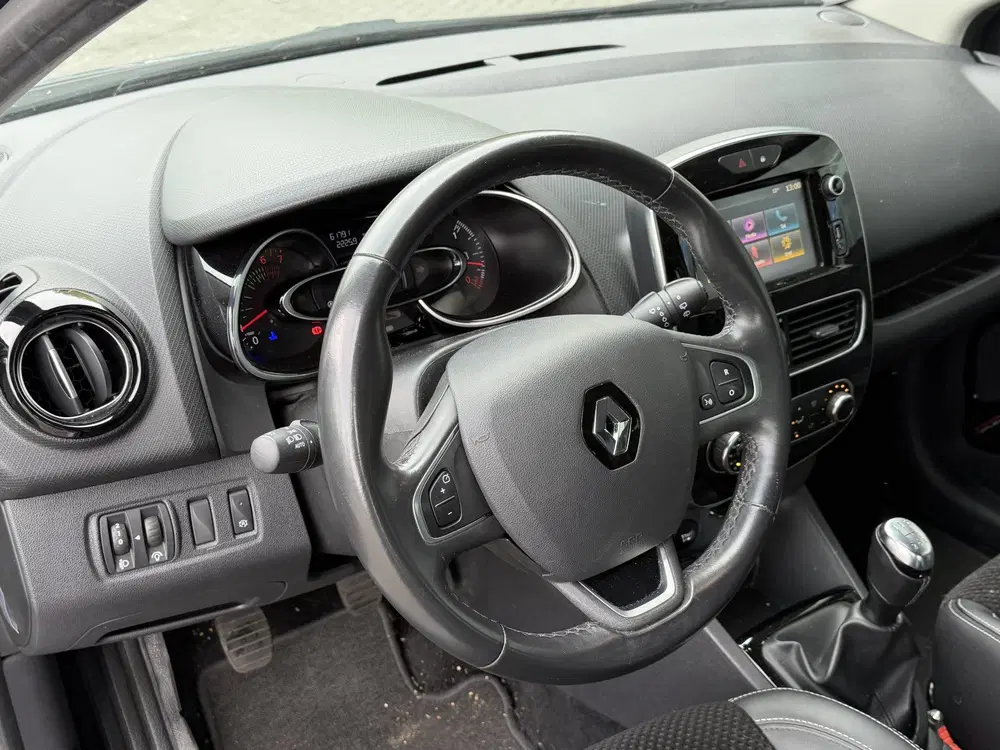 Renault Clio 0.9 TCe Intens Interesse in een bezichtigi uit 2019, foto 3