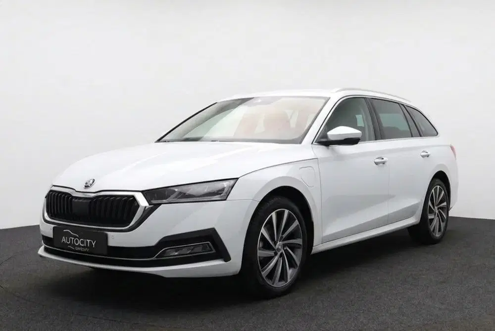 Skoda Octavia 1.4 TSI iV PHEV Style 204PK uit 2023, foto 7