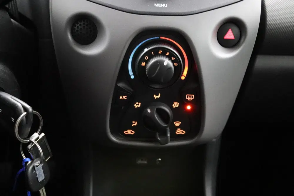 Peugeot 108 1.0 e-VTi Active uit 2021, foto 7