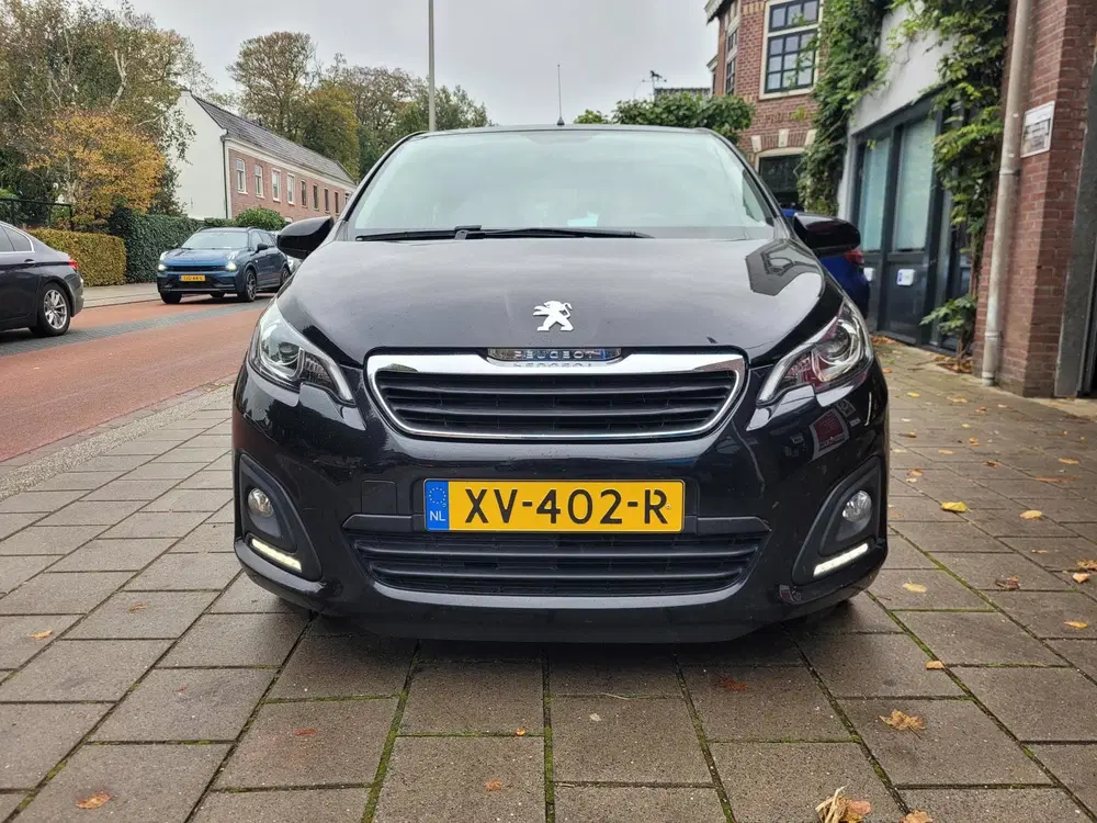 Peugeot 108 1.0 e-VTi Active TOP uit 2019, foto 2
