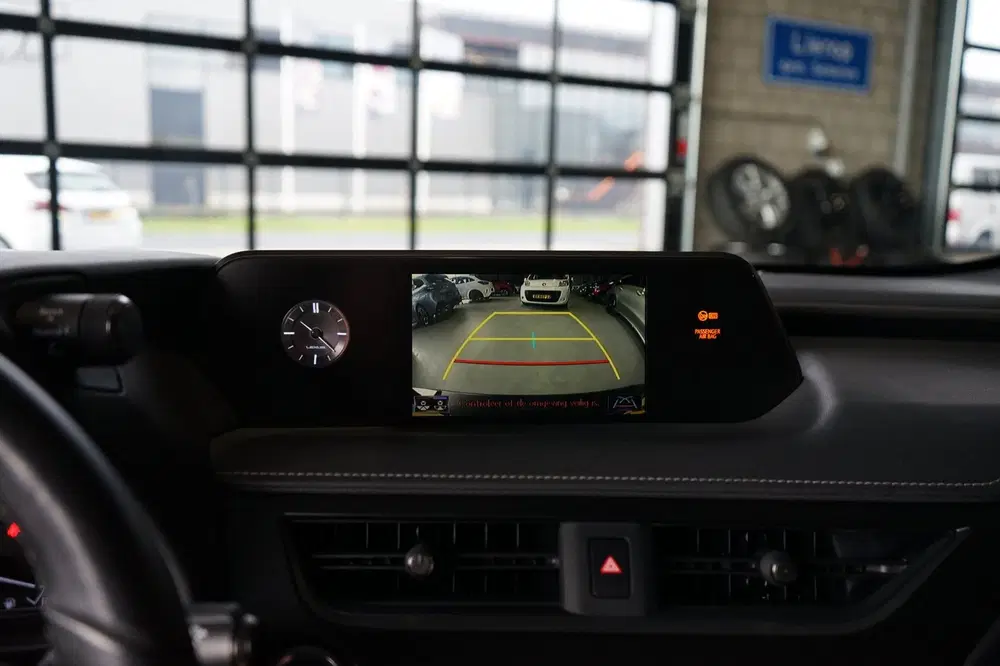 Lexus UX 250h CARPLAY uit 2019, foto 11