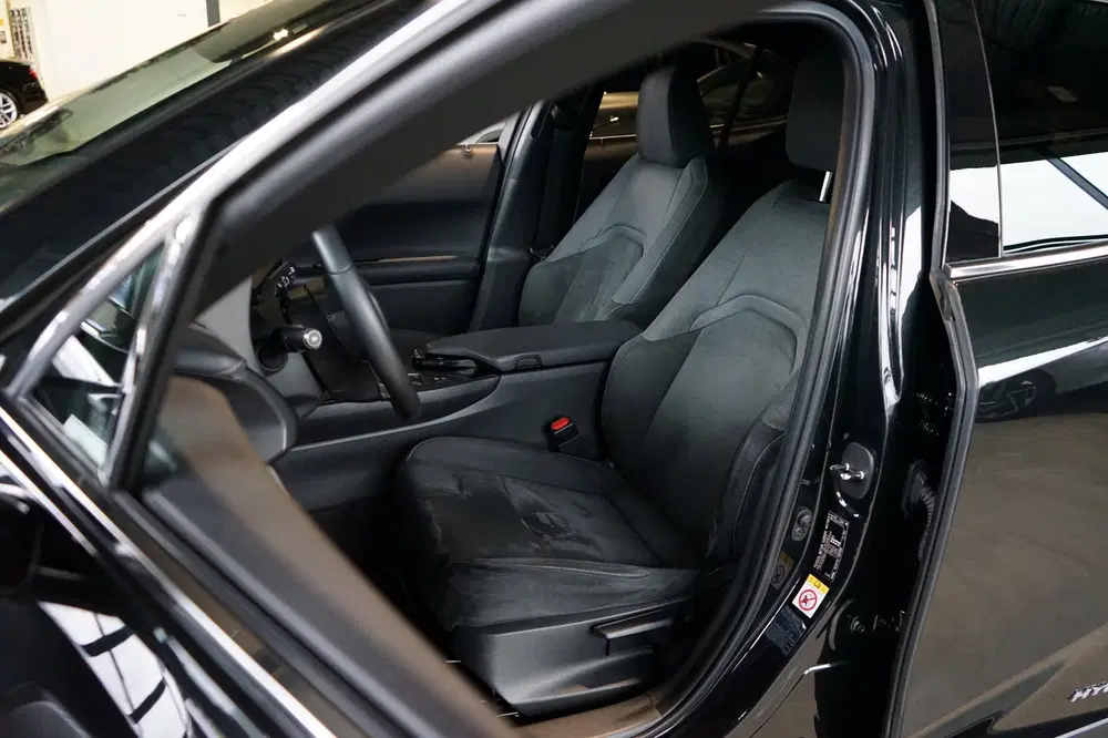 Lexus UX 250h CARPLAY uit 2019, foto 5