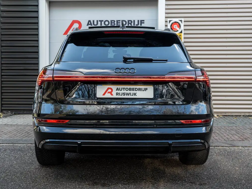 Audi e-tron E-tron 50 quattro Launch edition Black 71 uit 2019, foto 8