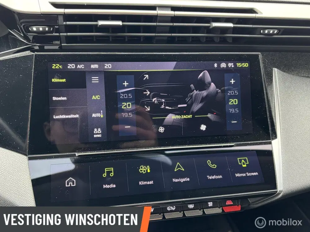 Peugeot 408 1.2 PureTech Allure Pack 130 Automaat uit 2023, foto 12