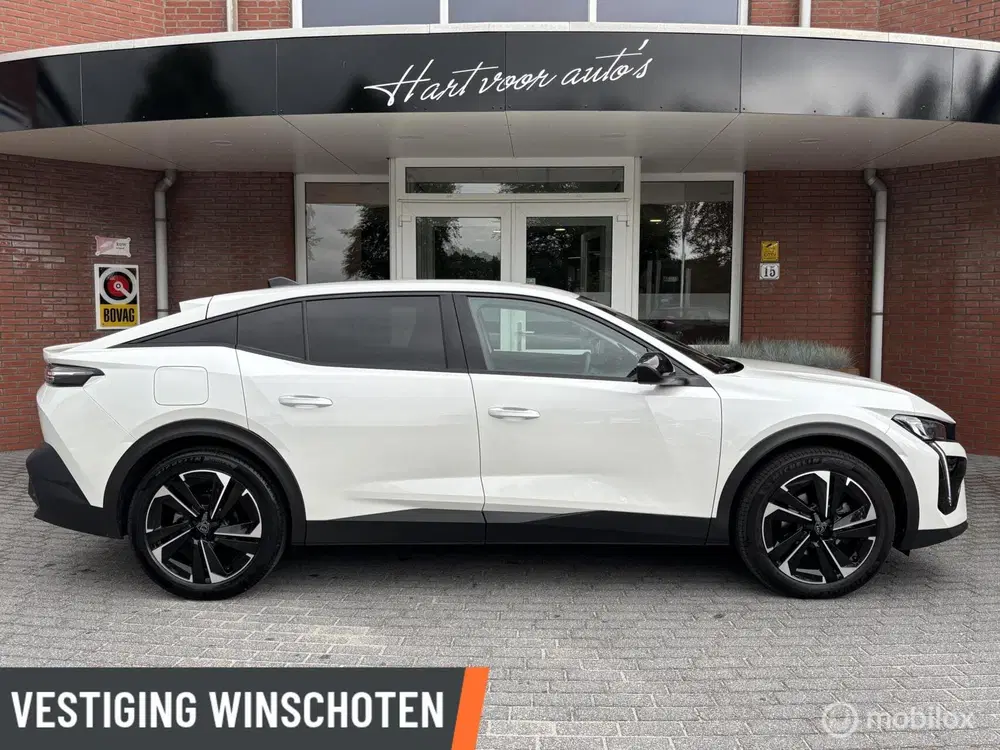 Peugeot 408 1.2 PureTech Allure Pack 130 Automaat uit 2023, foto 4