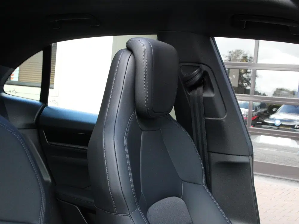 Porsche Macan 4 S 100 kWh uit 2025, foto 3