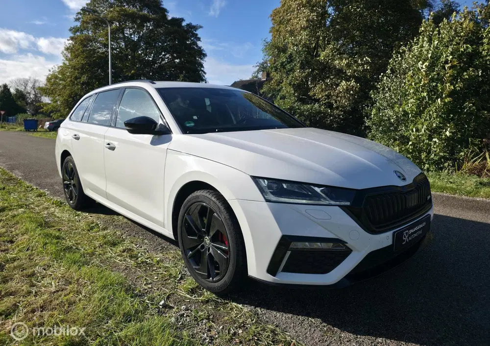 Skoda Octavia 1.4 TSI RS iV PHEV uit 2021, foto 3