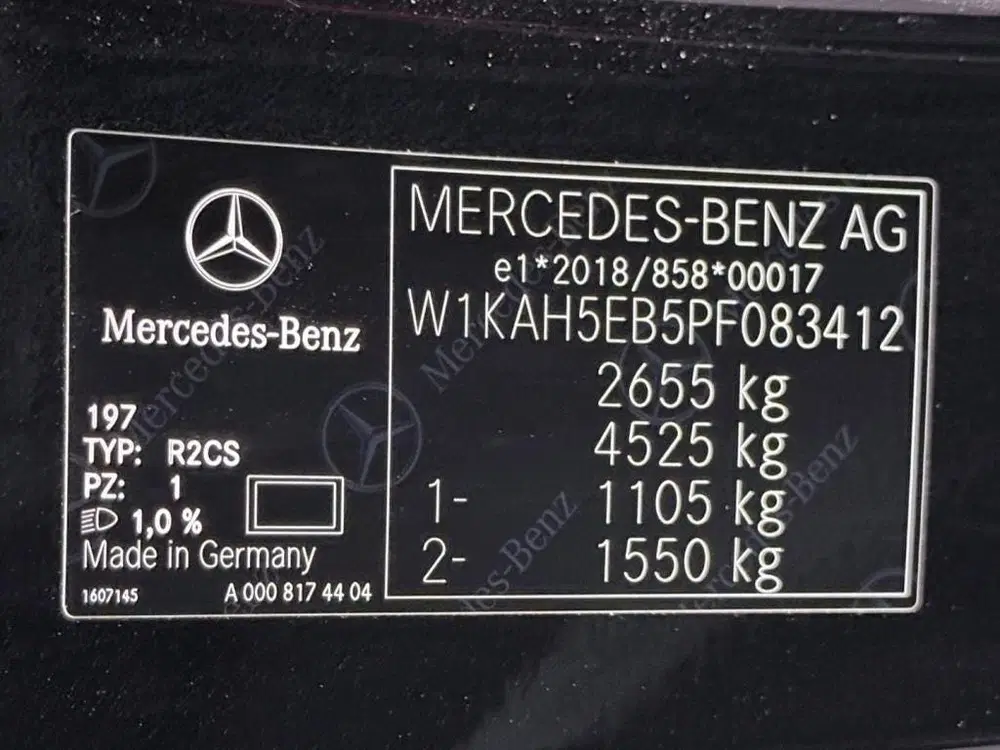 Mercedes-Benz C-Klasse 300 e AMG Line uit 2023, foto 11