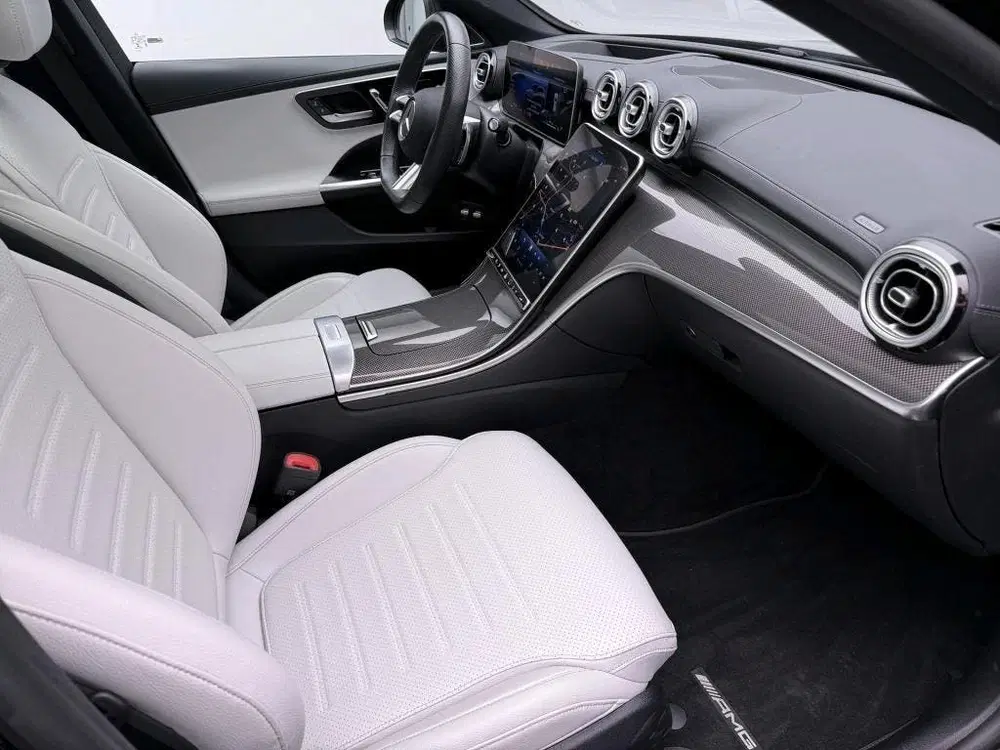 Mercedes-Benz C-Klasse 300 e AMG Line uit 2023, foto 6