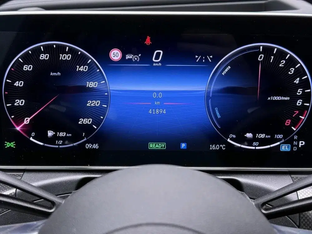 Mercedes-Benz C-Klasse 300 e AMG Line uit 2023, foto 8