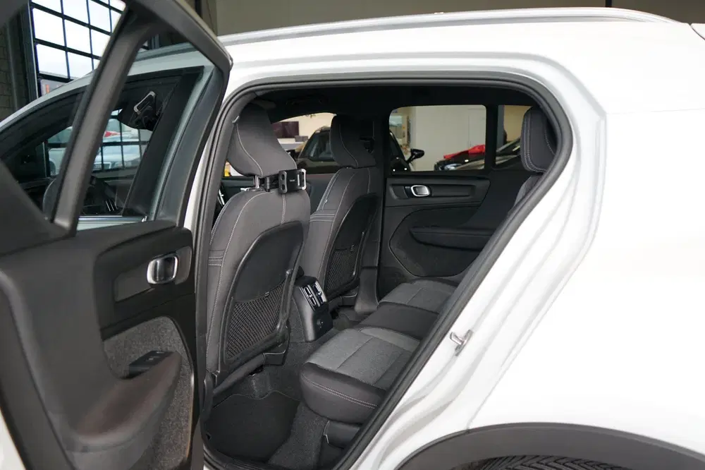 Volvo XC40 1.5 T4 Plug-in hybrid ACC uit 2022, foto 7