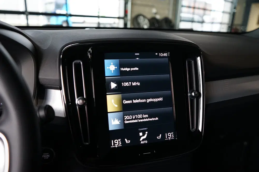 Volvo XC40 1.5 T4 Plug-in hybrid ACC uit 2022, foto 9