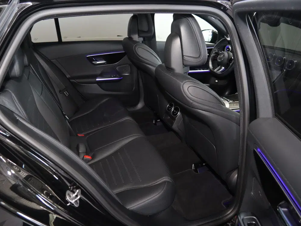 Mercedes-Benz C-Klasse 180 Star Edition AMG Line uit 2025, foto 9