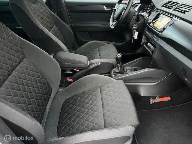 Skoda Fabia 1.0 TSI Style uit 2019, foto 10