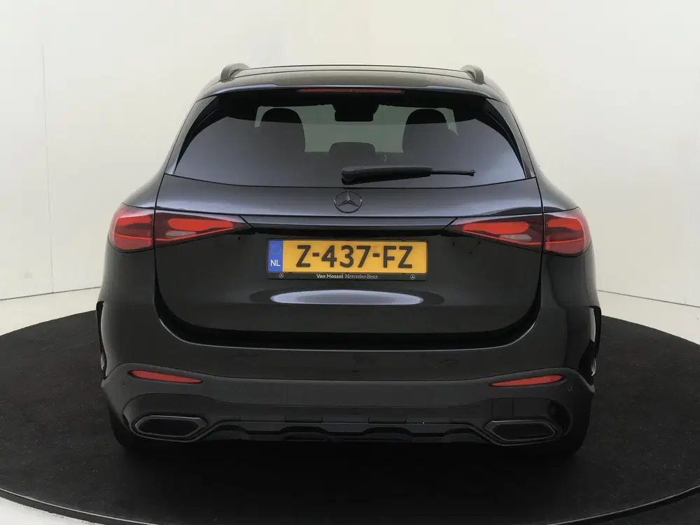 Mercedes-Benz GLC 400e 4MATIC AMG Line Premium Plus uit 2024, foto 8