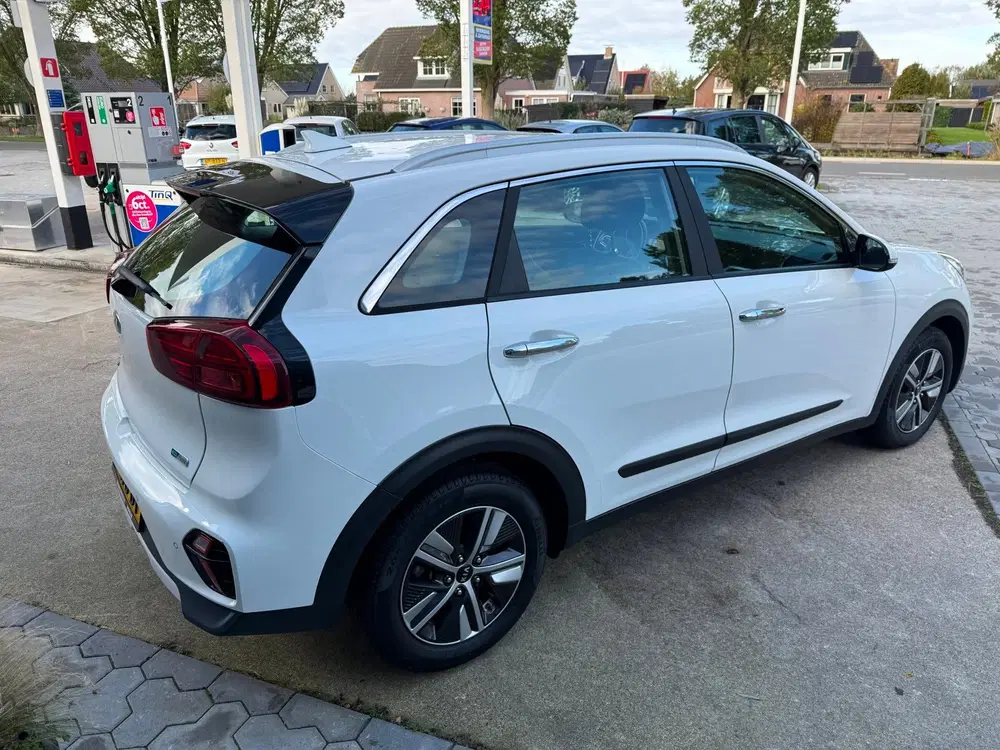Kia Niro 1.6 GDi Hybrid DynamicLine uit 2020, foto 5