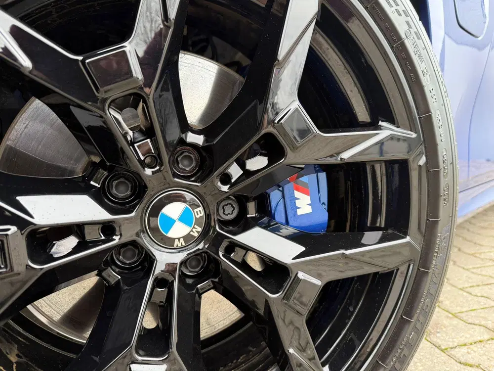 BMW 3-serie 330e xDrive M-sport pano tr.hk H&K 19 in uit 2025, foto 5