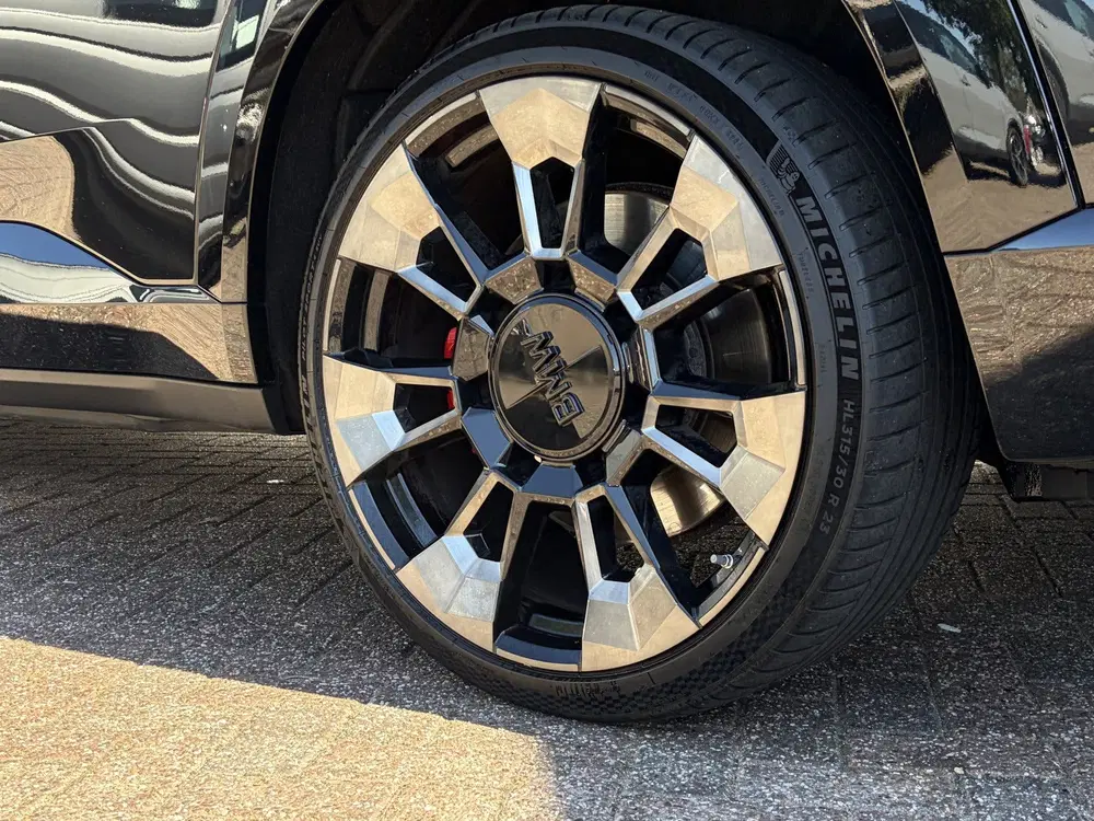 BMW XM PHEV 30 kWh Driving Assistant Professional uit 2024, foto 15