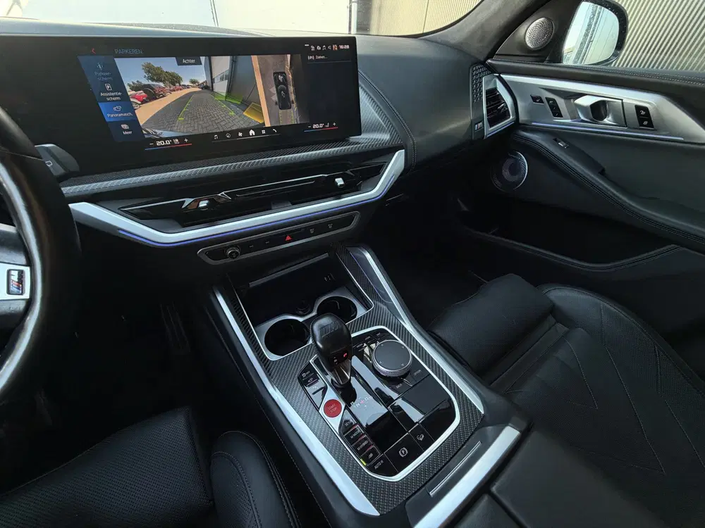 BMW XM PHEV 30 kWh Driving Assistant Professional uit 2024, foto 4