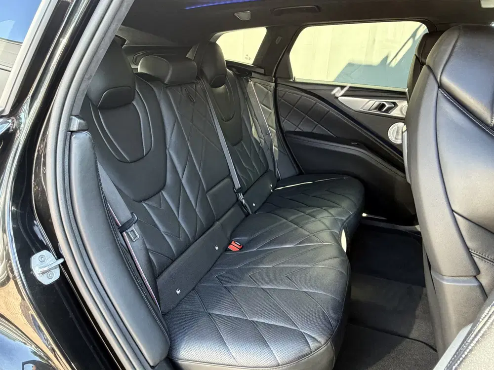 BMW XM PHEV 30 kWh Driving Assistant Professional uit 2024, foto 9