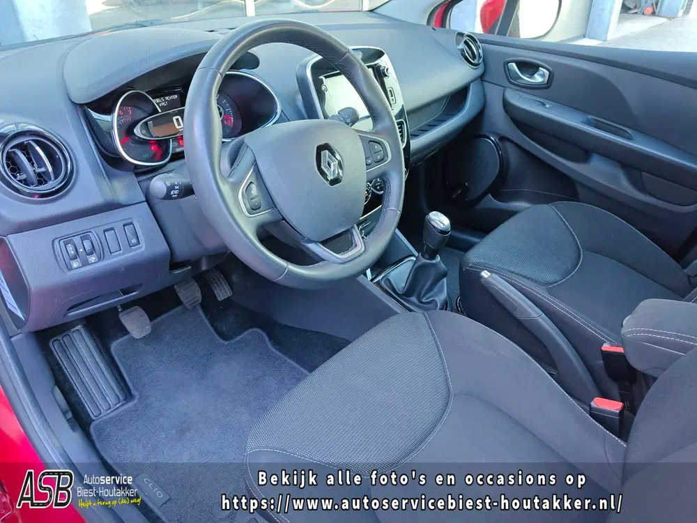 Renault Clio 0.9 TCe Limited uit 2020, foto 15