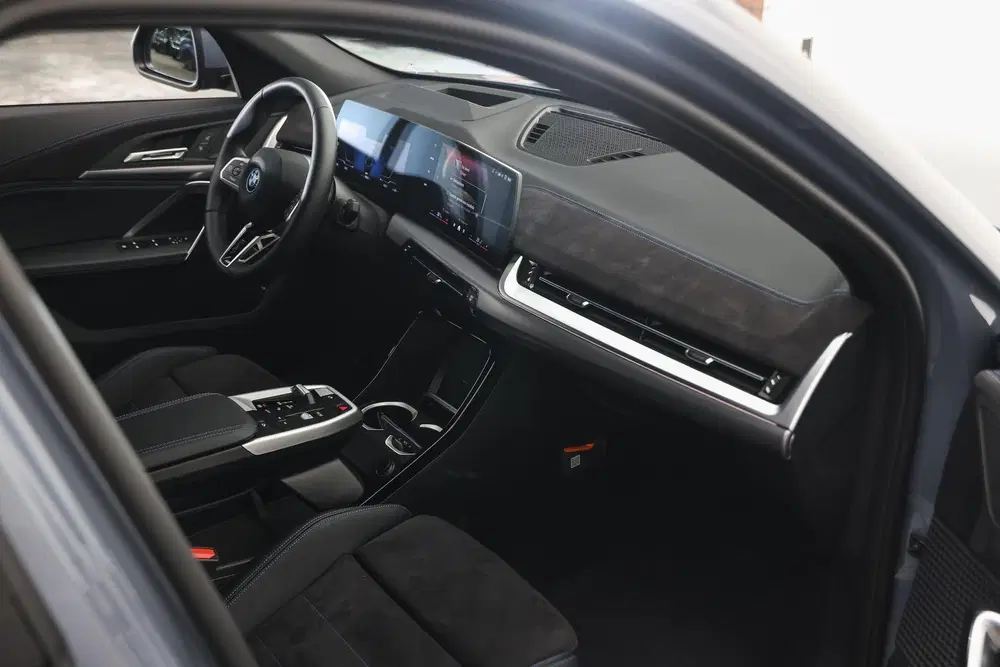 BMW iX2 xDrive30 M Sport uit 2025, foto 9