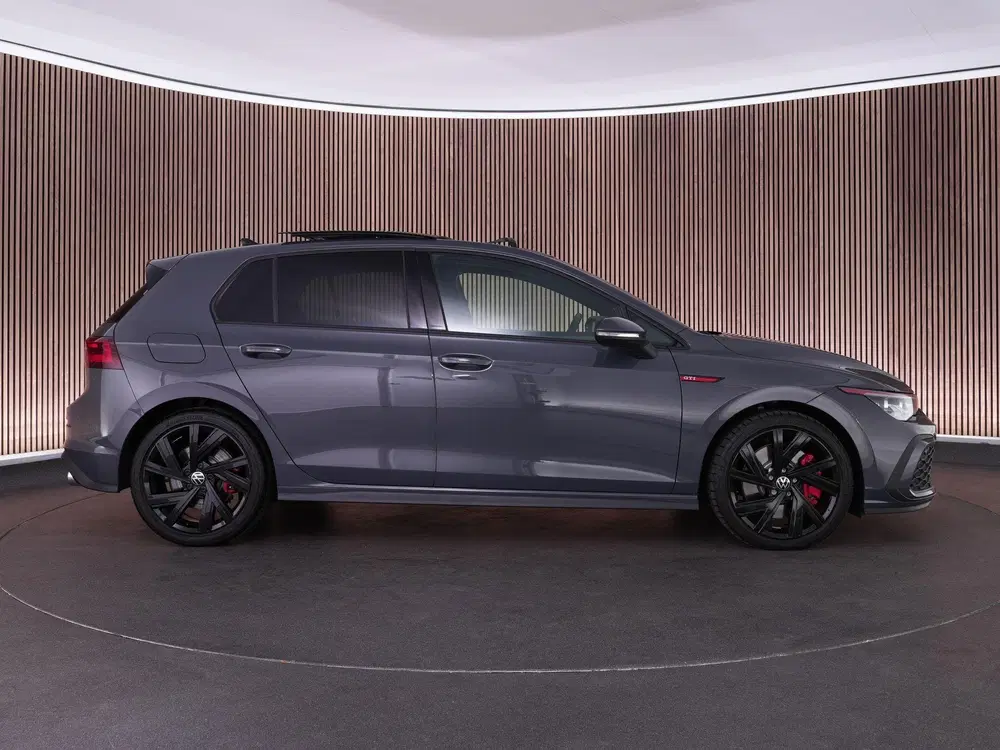 Volkswagen Golf 2.0 245pk TSI uit 2024, foto 12