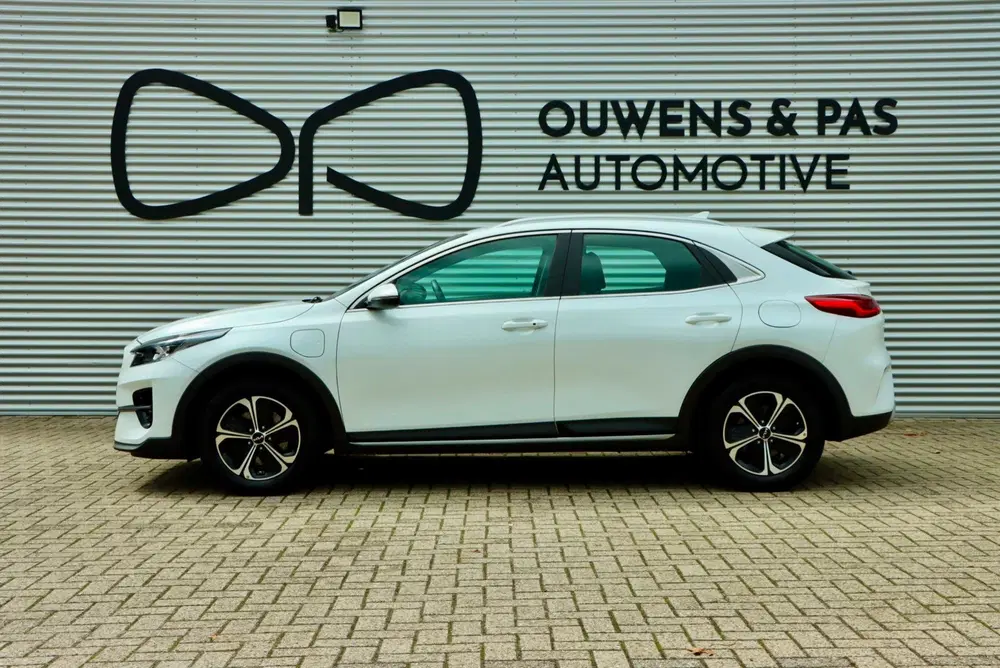 Kia XCeed 1.6 GDi PHEV DynamicLine uit 2021, foto 2