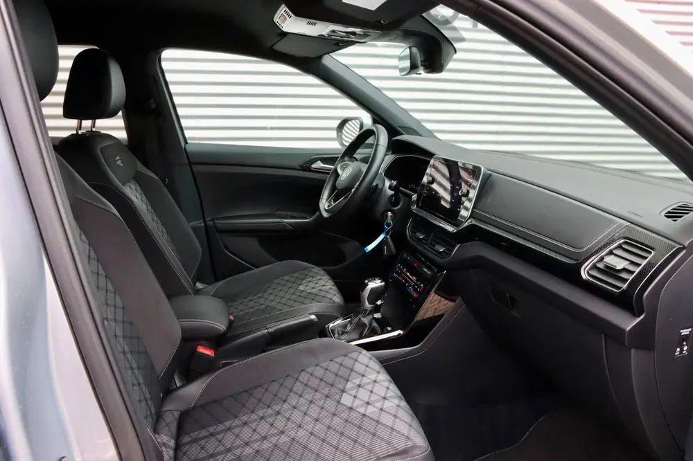 Volkswagen T-Cross 1.5 TSI R-Line Business uit 2024, foto 11