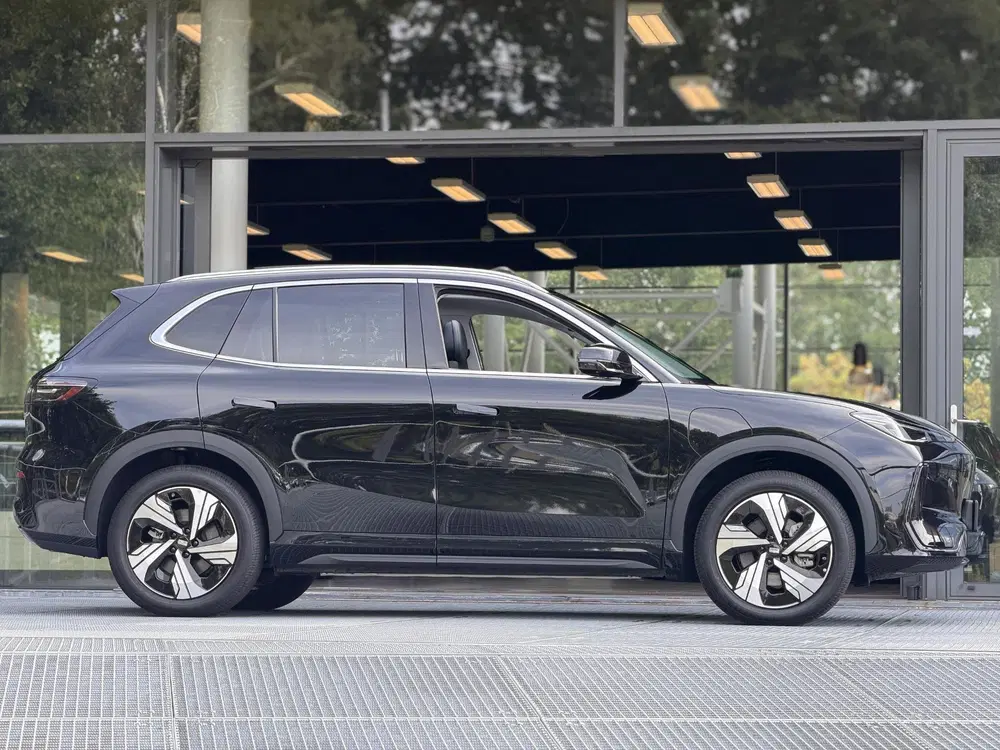 Geely E5 Max+ 68 kWh 218PK uit 2026, foto 10