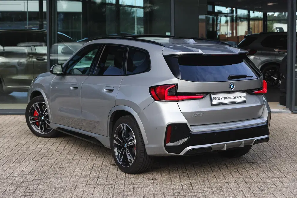 BMW iX1 eDrive20 M Sport uit 2026, foto 2