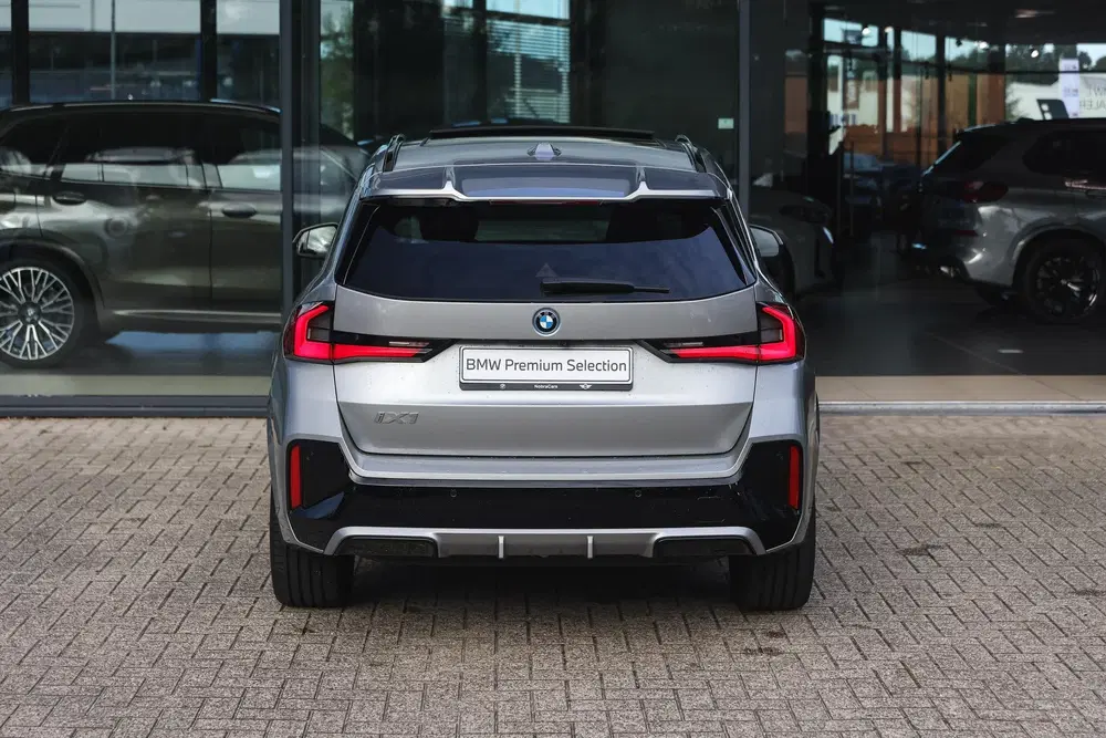 BMW iX1 eDrive20 M Sport uit 2026, foto 7