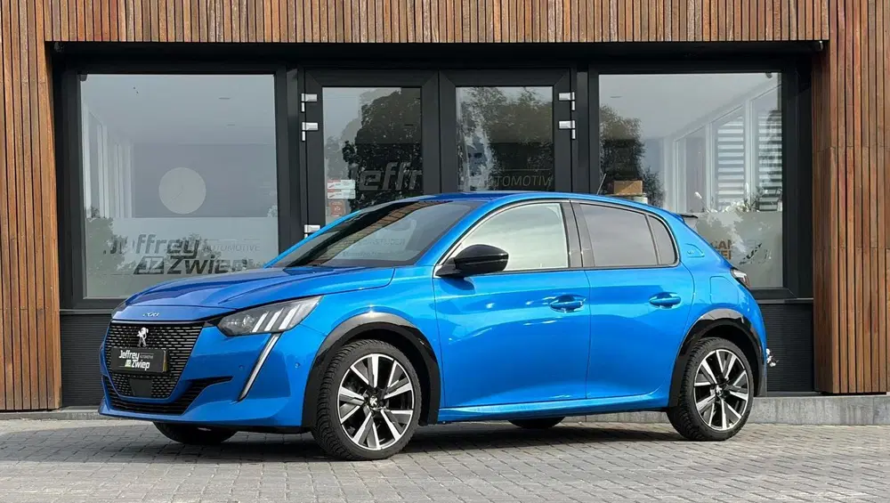 Peugeot 208 1.2 PureTech GT Pack stoelverwarming autom uit 2021