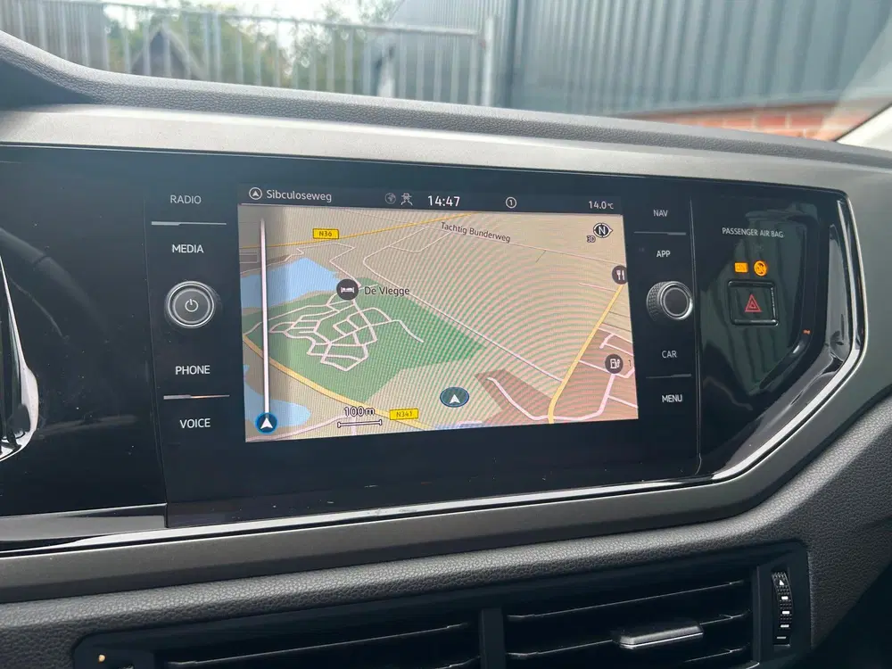 Volkswagen Polo 1.0 TSI R-Line Edition Navigatie uit 2021, foto 13