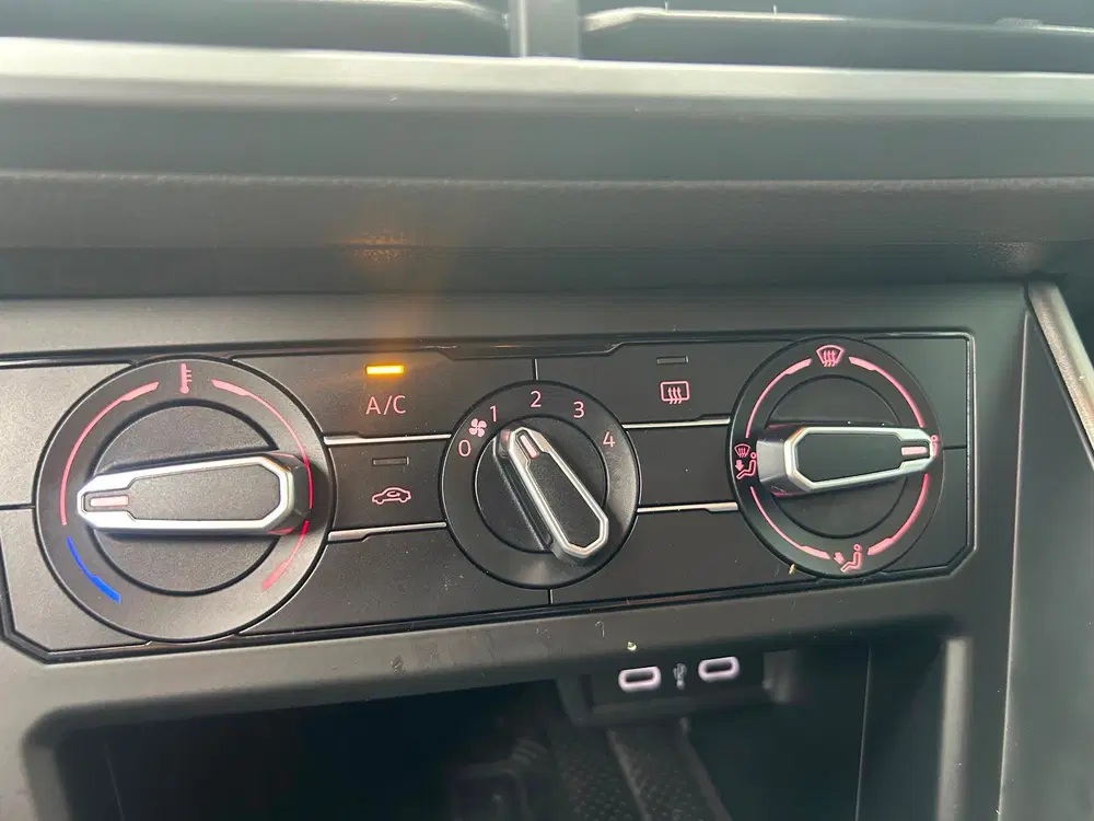 Volkswagen Polo 1.0 TSI R-Line Edition Navigatie uit 2021, foto 14