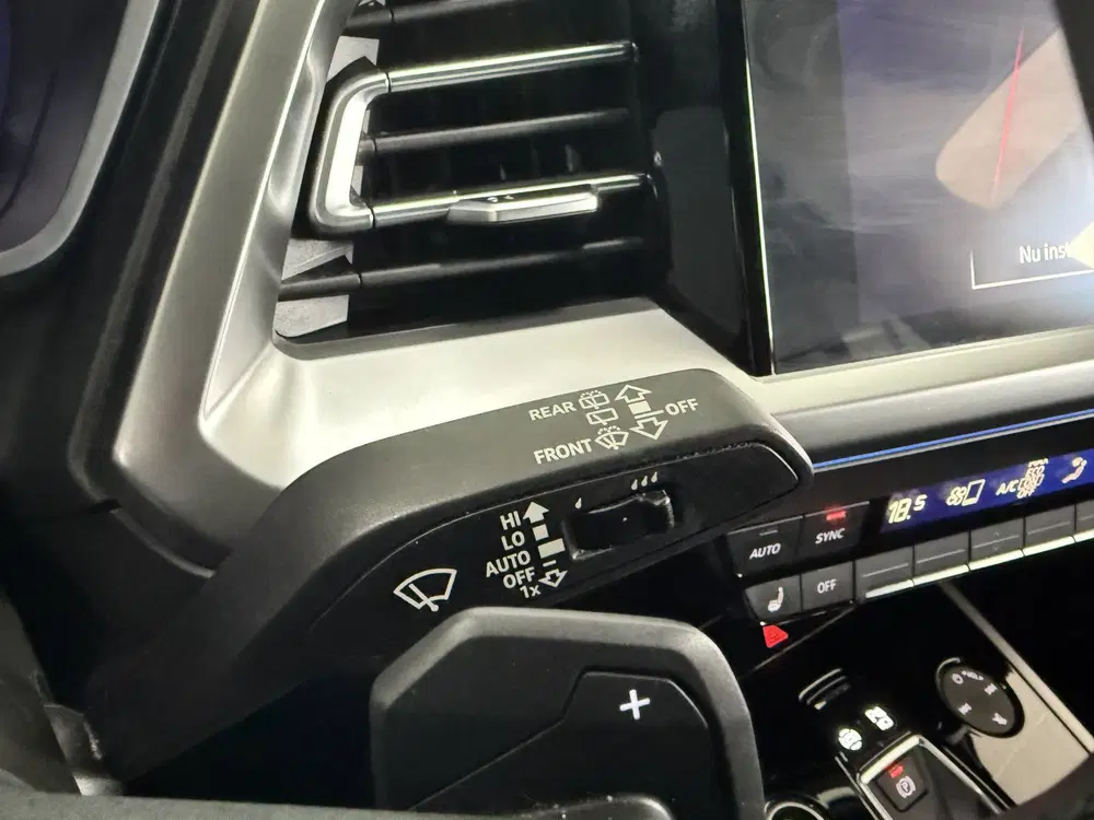 Audi Q4 e-tron 35 Launch edition S Competition 55 kWh ELE uit 2021, foto 14